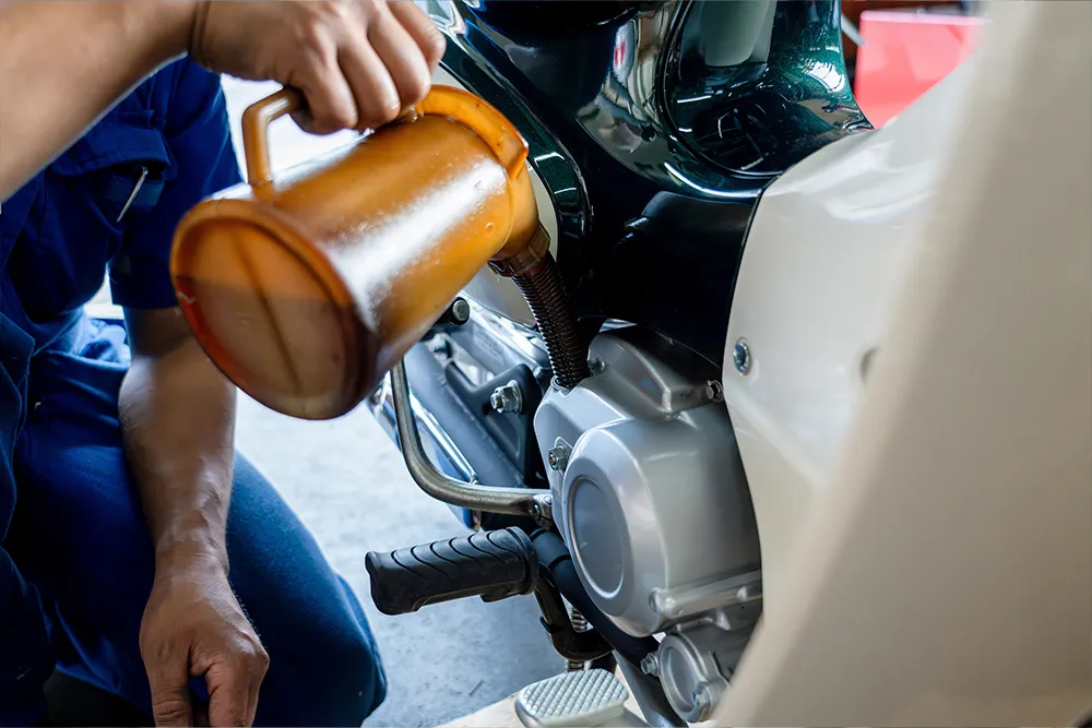 輸出商社向けエンジンオイルOEM